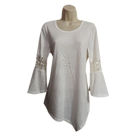 New Directions Off White 3/4 Length Lace Sleeve Asymmetrical Top Size M - Picture 2 of 9